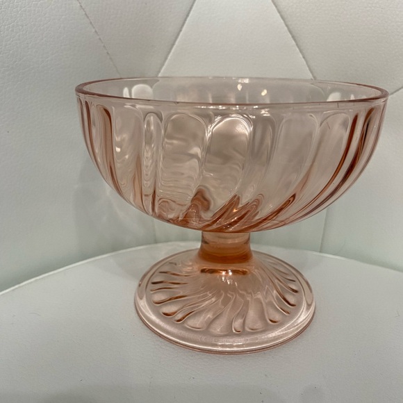 Vtg CRISTAL d'ARQUES Durand Pink Rosaline Swirl Footed Dessert Ice Cream Bowl - Picture 3 of 11